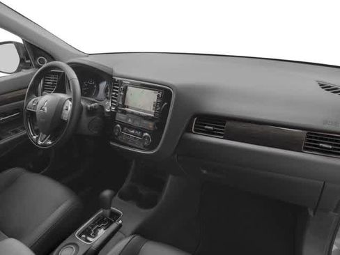 Used 2016 Mitsubishi Outlander SEL FWD image 19