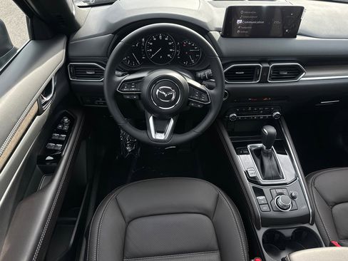 New 2025 MAZDA CX-5 Signature image 23