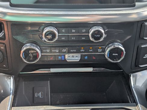 Used 2022 Ford F150 Lariat AWD/4WD image 24