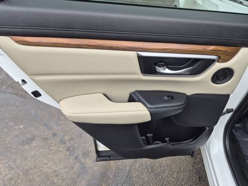 Used 2017 Honda CR-V EX-L image 12