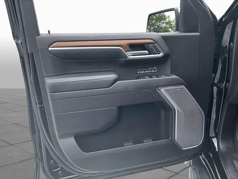 Used 2022 Chevrolet Silverado 1500 High Country w/ LPO, Dark Essentials Package AWD/4WD image 21