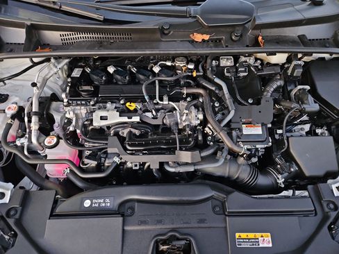 Used 2024 Toyota Prius XLE image 36