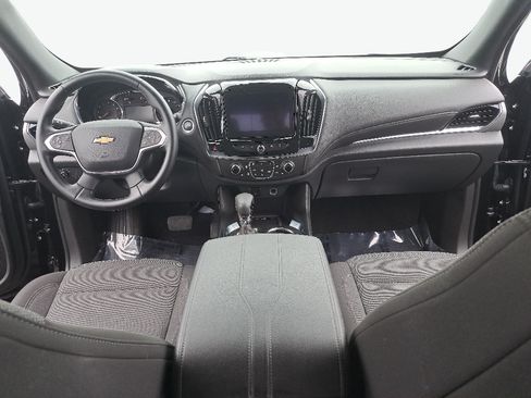 Used 2023 Chevrolet Traverse LT AWD/4WD image 9
