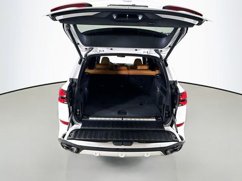 Used 2024 BMW X5 xDrive50e w/ M Sport Package image 28
