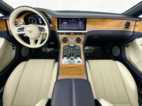 Used 2023 Bentley Continental GT V8 image 4