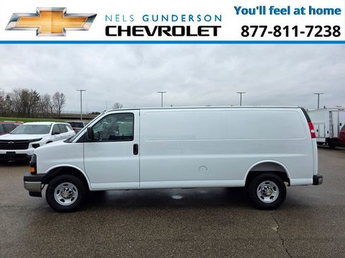 New 2026 Chevrolet Express 3500 Extended w/ Driver Convenience Package RWD image 4