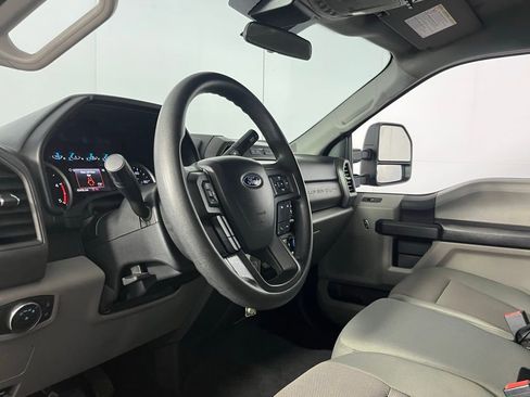 Used 2020 Ford F250 XL w/ STX Appearance Package image 18