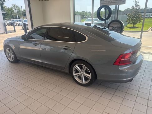 Used 2018 Volvo S90 T5 Momentum w/ Protection Package Premier AWD/4WD image 2