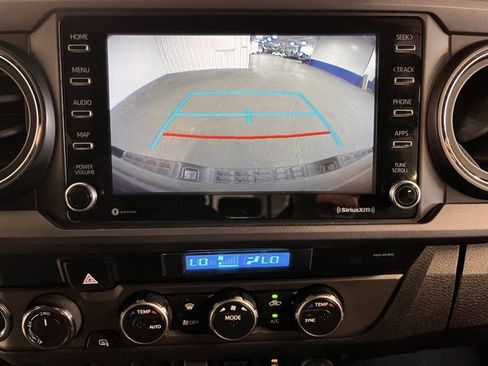 Used 2021 Toyota Tacoma TRD Sport image 27