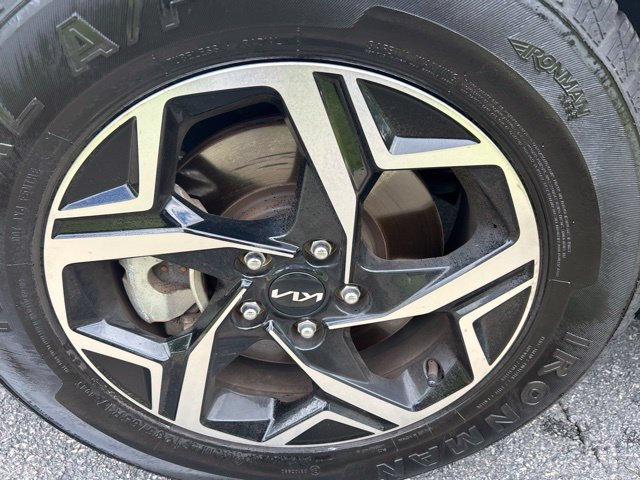 Certified 2024 Kia Sportage LX FWD image 30