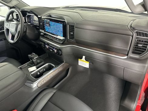 Used 2026 GMC Sierra 1500 SLT w/ SLT Premium Package AWD/4WD image 30