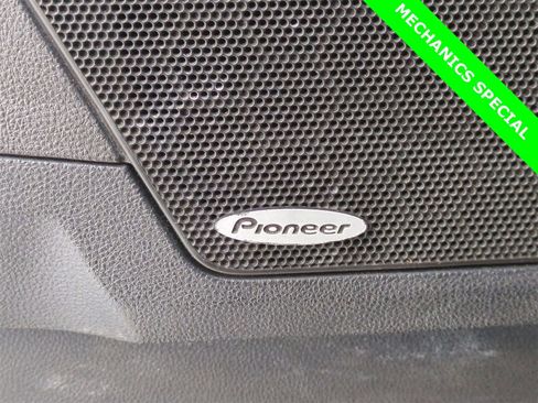 Used 2015 Chevrolet Equinox LTZ image 30