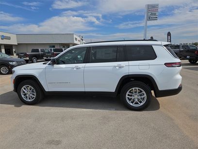 New 2025 Jeep Grand Cherokee L Laredo