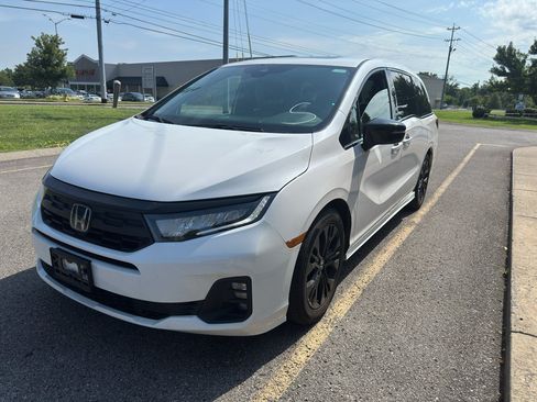 Used 2025 Honda Odyssey Sport-L image 8