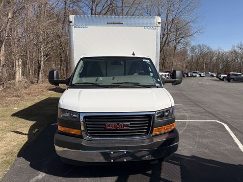 New 2025 GMC Savana 4500 w/ Power Convenience Package image 7