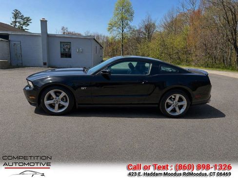 Used 2010 Ford Mustang GT Premium RWD image 1