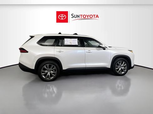 Used 2025 Toyota Grand Highlander AWD Hybrid image 2
