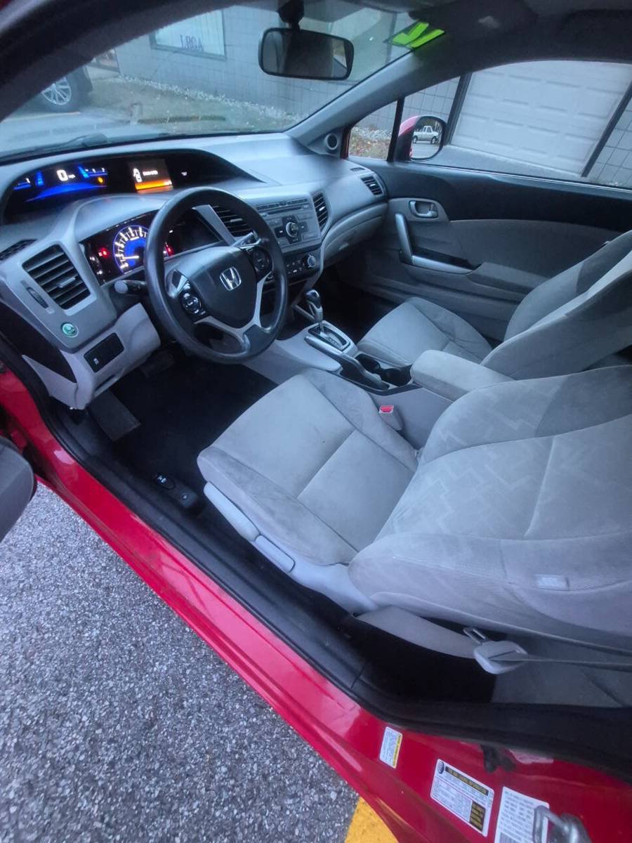 Used 2012 Honda Civic LX image 8