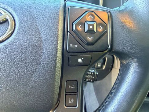 Used 2020 Toyota Sequoia TRD Pro AWD/4WD image 14