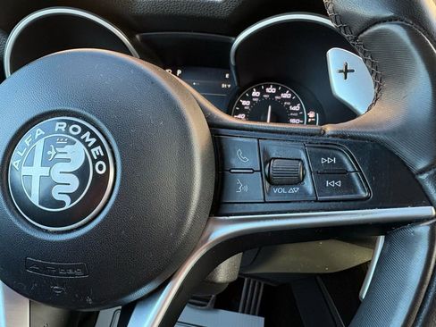 Used 2018 Alfa Romeo Stelvio Ti Sport image 34