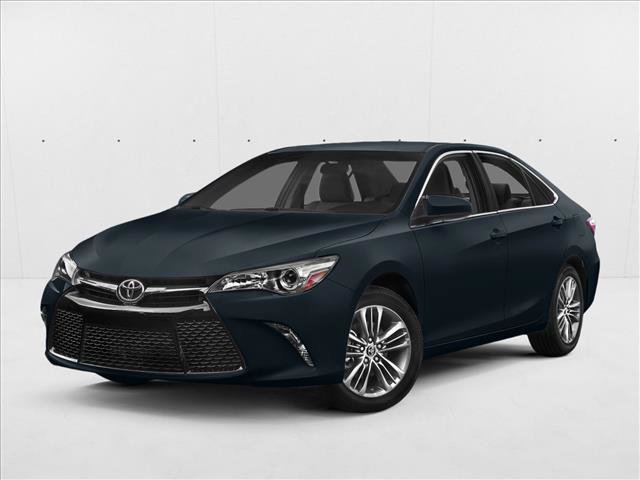 Used 2015 Toyota Camry LE FWD image 1