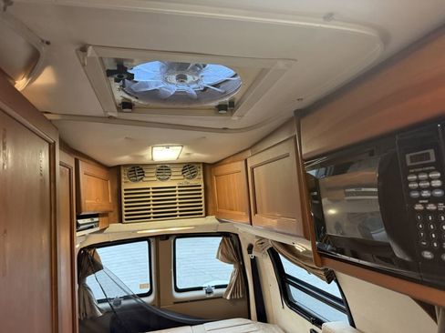 Used 2010 Chevrolet Express 3500 Extended w/ Power Package RWD image 48