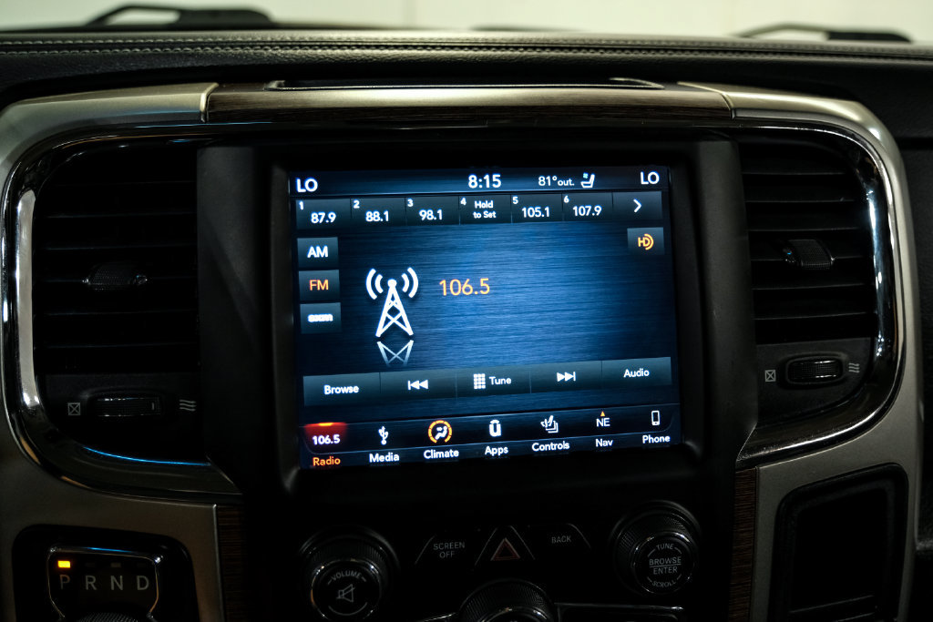 Used 2018 RAM 1500 Laramie AWD/4WD image 24
