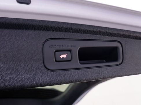 Certified 2026 Honda Odyssey Touring image 36