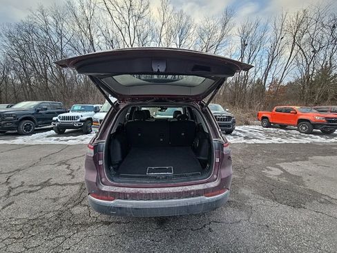 Used 2022 Jeep Grand Cherokee Limited w/ MOPAR Finishing Package image 20