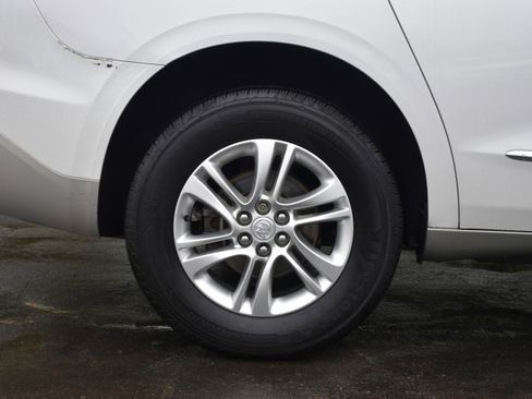 Used 2019 Buick Enclave Essence image 39