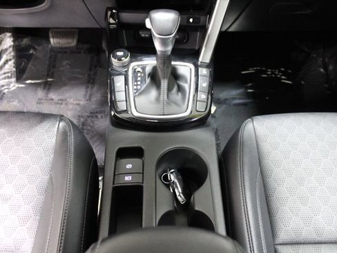 Used 2023 Kia Seltos SX image 22