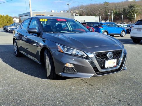 Certified 2019 Nissan Altima 2.5 S image 3