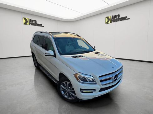 Used 2014 Mercedes-Benz GL 350 BlueTEC 4MATIC image 10
