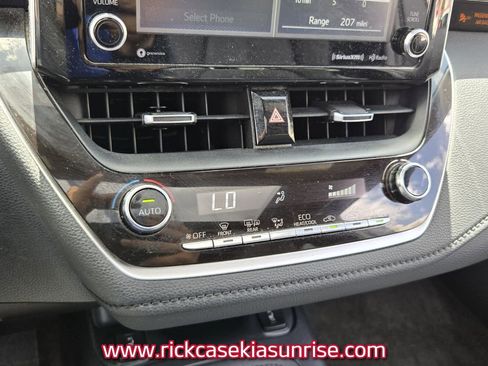 Used 2020 Toyota Corolla XSE FWD image 26