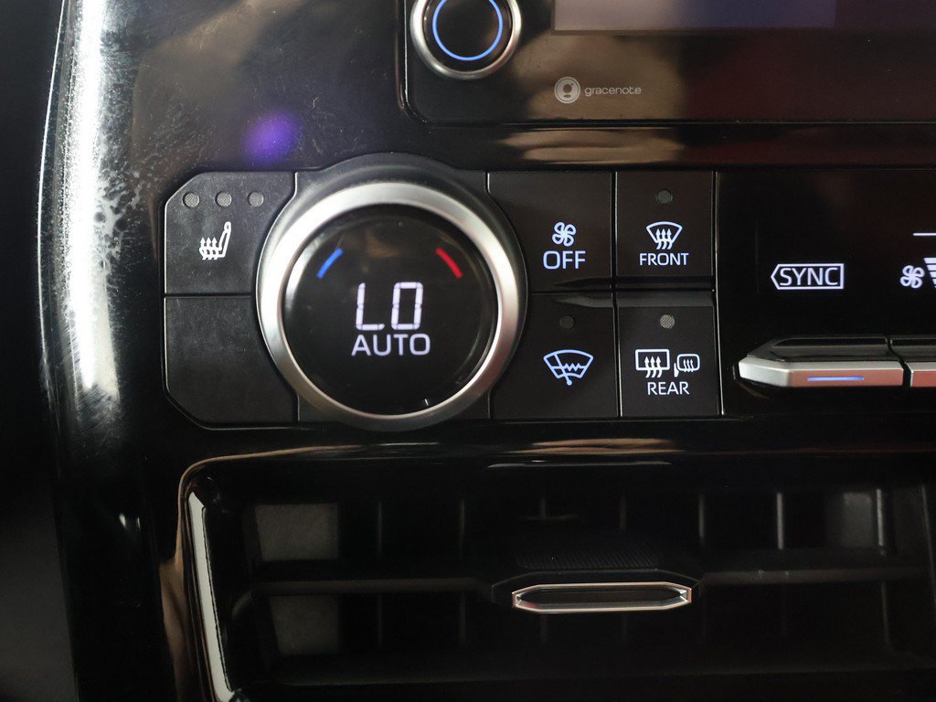 Used 2021 Toyota Highlander XSE AWD/4WD image 49