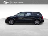 Used 2014 Chrysler Town & Country Touring-L image 6