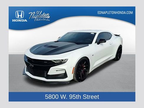 Used 2019 Chevrolet Camaro SS image 1