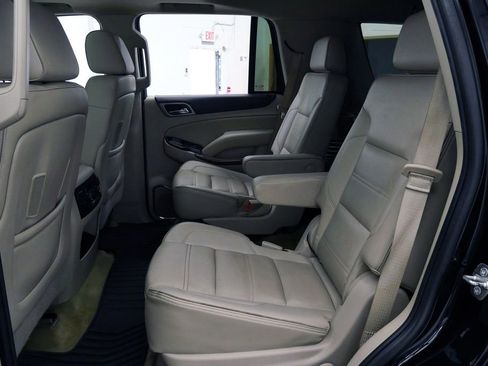 Used 2016 GMC Yukon Denali w/ Open Road Package AWD/4WD image 19