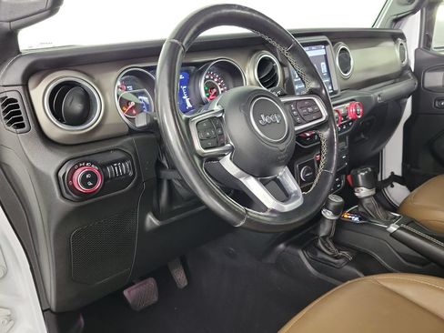 Used 2020 Jeep Gladiator Rubicon AWD/4WD image 13