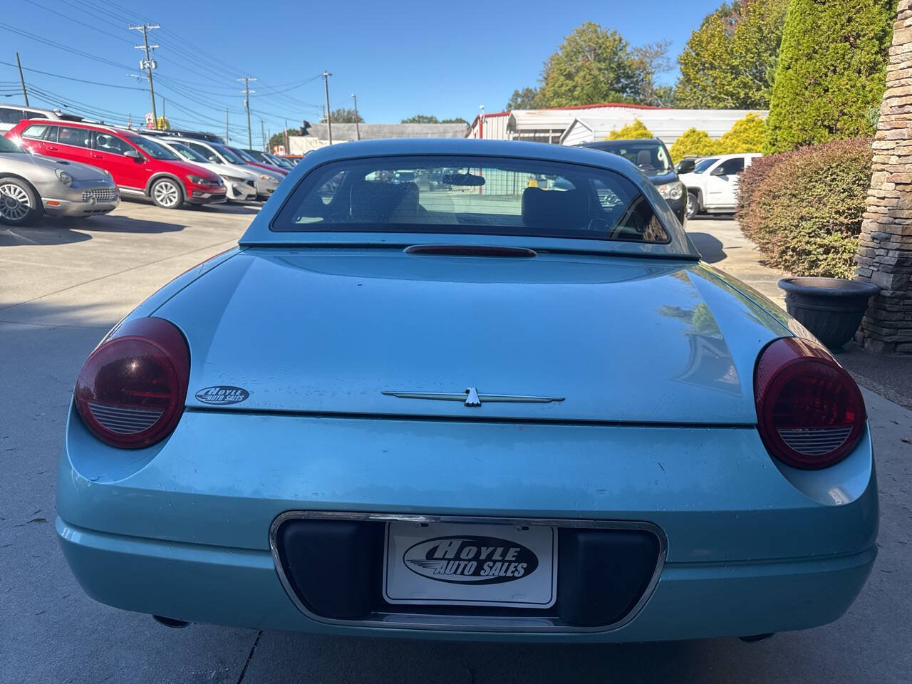 Used 2002 Ford Thunderbird RWD image 4