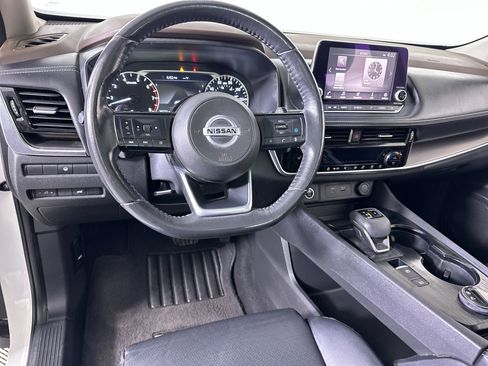 Used 2021 Nissan Rogue SV w/ Premium Package image 57