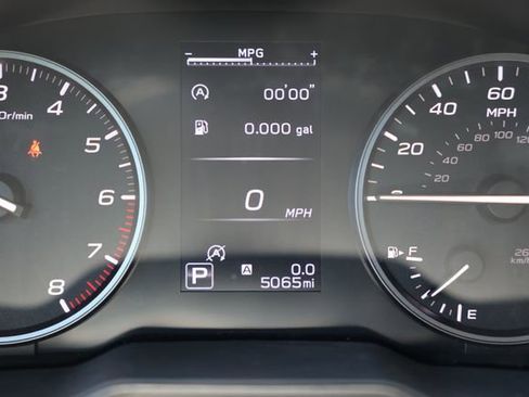 Used 2025 Subaru Outback AWD/4WD image 23