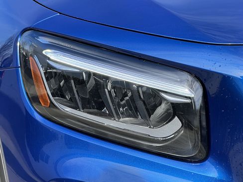 Certified 2024 Mercedes-Benz GLB 250 4MATIC image 11