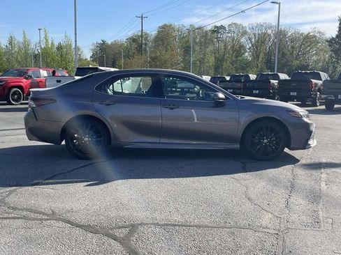 Used 2024 Toyota Camry XSE image 6