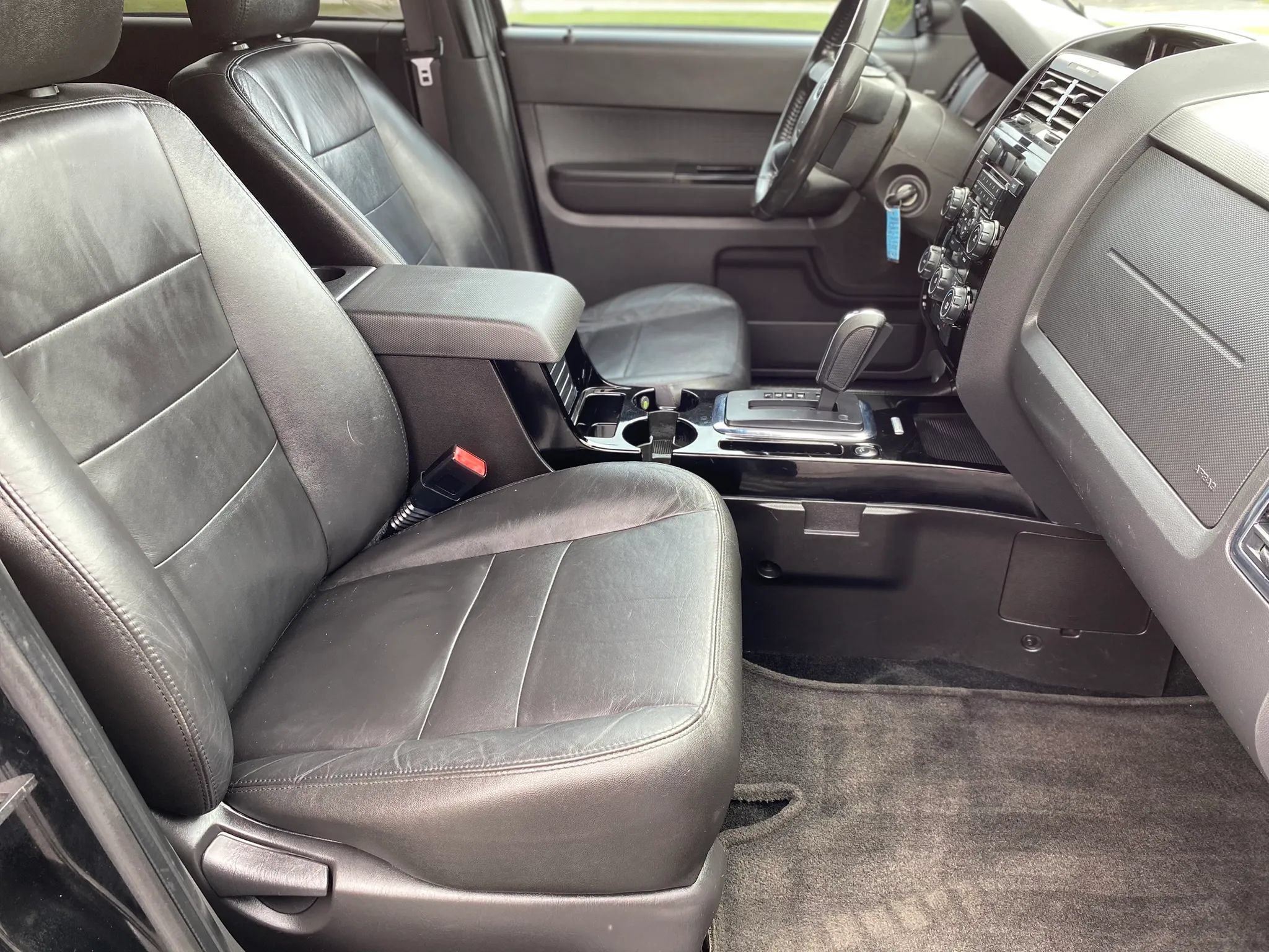 Used 2012 Ford Escape Limited AWD/4WD image 10
