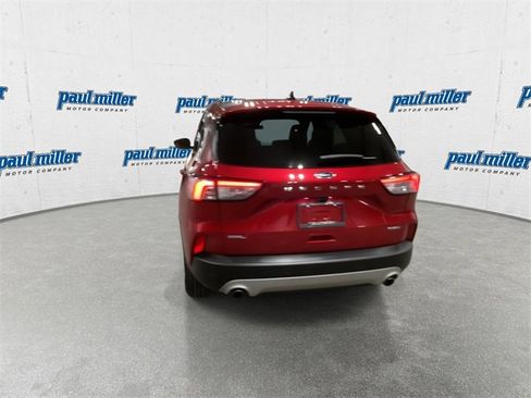 Used 2020 Ford Escape SEL image 9