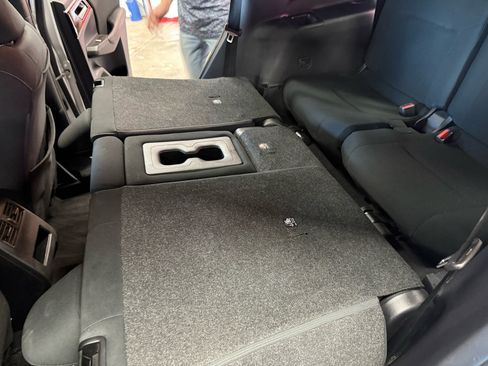 Used 2022 Mitsubishi Outlander ES image 24