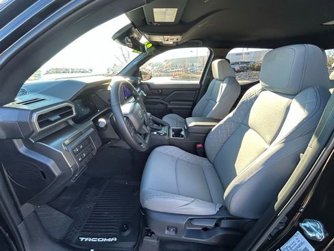 New 2026 Toyota Tacoma SR5 AWD/4WD image 15