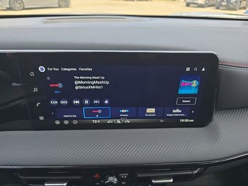 New 2026 Nissan Kicks SR AWD/4WD image 8
