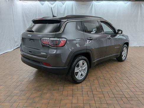 Used 2022 Jeep Compass Latitude w/ Convenience Group FWD image 8